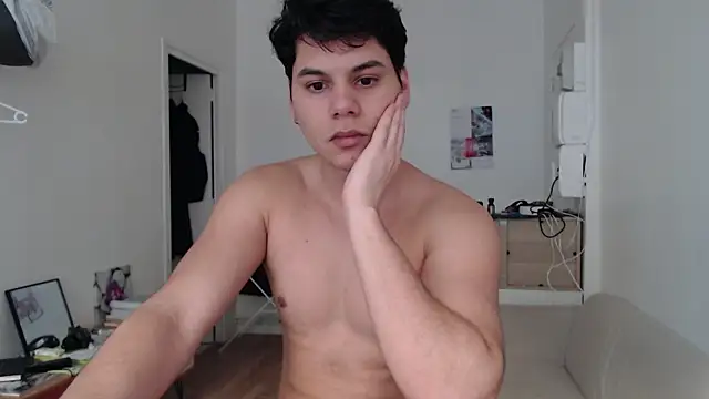 Snapshot of tomas_boy20 chatting on 16, 4, 2026 tomas boy20 online show from 16, 4, 2026