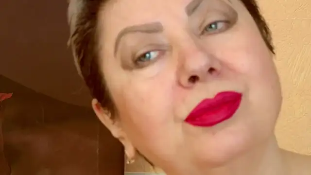 LadyPosh online show from 10, 4, 2026