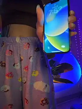 Snapshot of thebrattygoddess chatting on 10, 4, 2026 thebrattygoddess online show from 10, 4, 2026