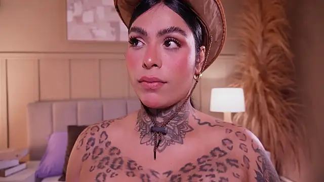 curvyliciousss online show from 9, 4, 2026