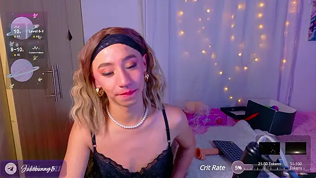 Littlebunny21 online show from 4, 12, 2024