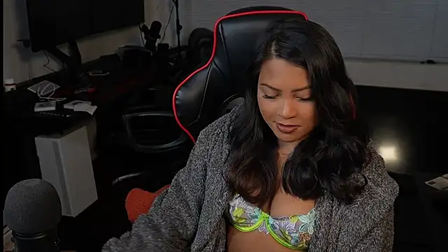 Bubbleliyah online show from 12, 3, 2025