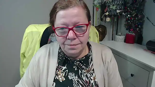 Adelewildx online show from 19, 12, 2025