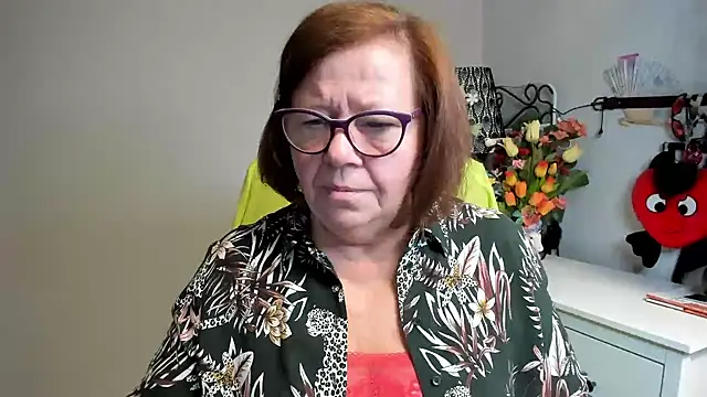 Snapshot of Adelewildx chatting on 17, 6, 2026 Adelewildx online show from 17, 6, 2026