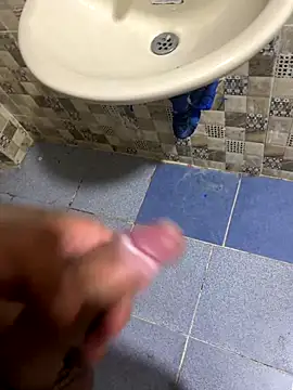 Snapshot of elian-24 chatting on 12, 10, 2025 elian-24 online show from 12, 10, 2025