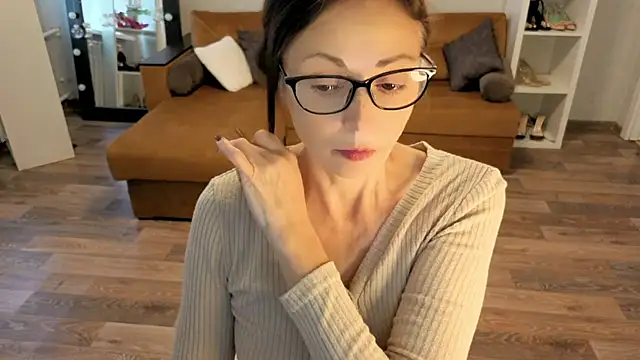 CaringSophie online show from 31, 10, 2025