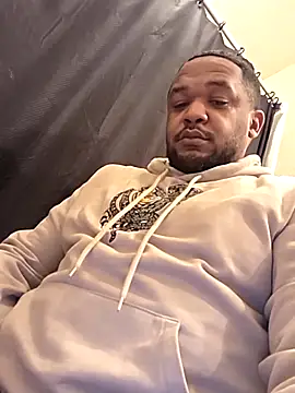 Snapshot of Oakcliffjacker chatting on 31, 10, 2025 Oakcliffjacker online show from 31, 10, 2025