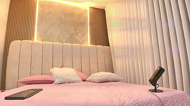 emyli sw  online show from 25, 2, 2026