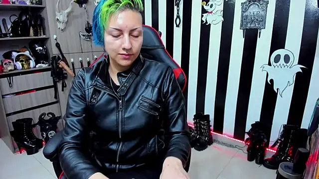 Snapshot of Mistress_Yelena chatting on 2, 12, 2024 Mistress Yelena online show from 2, 12, 2024