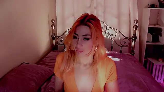 Snapshot of AnnieGOld_ chatting on 23, 12, 2024 AnnieGOld  online show from 23, 12, 2024