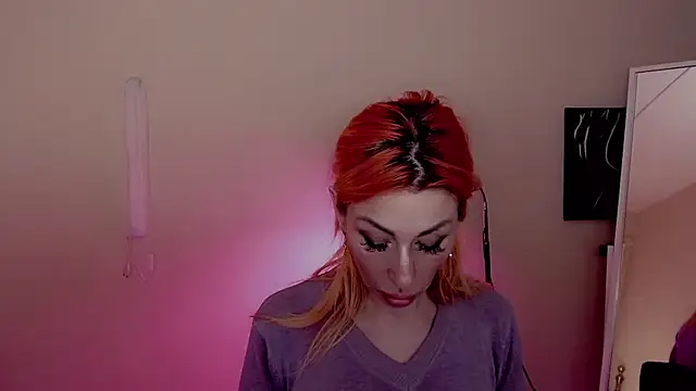 Snapshot of AnnieGOld_ chatting on 27, 12, 2024 AnnieGOld  online show from 27, 12, 2024