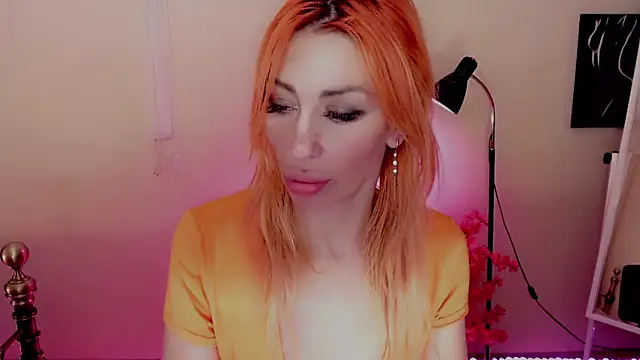 Snapshot of AnnieGOld_ chatting on 27, 12, 2024 AnnieGOld  online show from 27, 12, 2024
