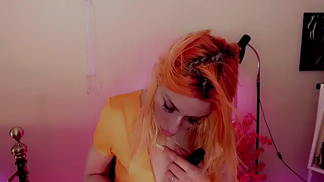 Snapshot of AnnieGOld_ chatting on 28, 12, 2024 AnnieGOld  online show from 28, 12, 2024