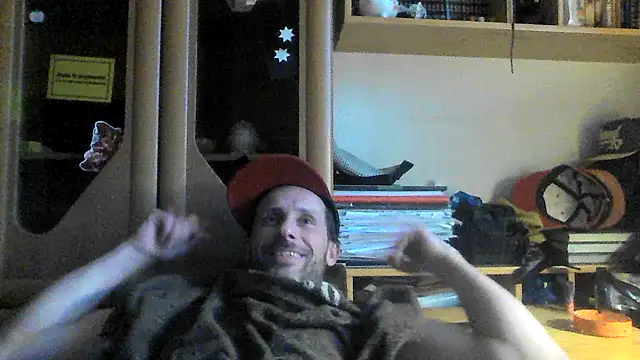 Snapshot of FireFox_Feel chatting on 14, 3, 2025 FireFox Feel online show from 14, 3, 2025