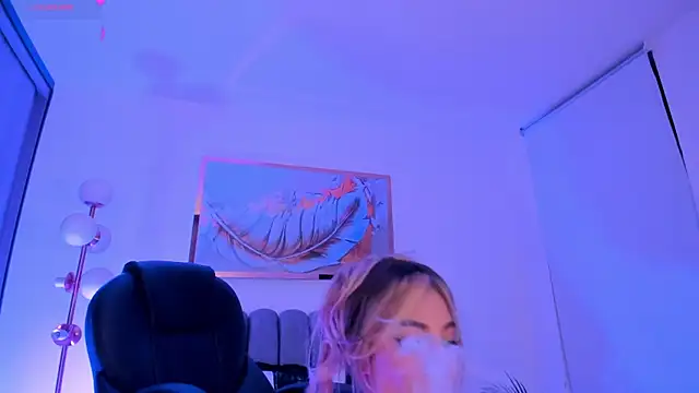 Snapshot of ZoePresleyX chatting on 27, 7, 2026 ZoePresleyX online show from 27, 7, 2026