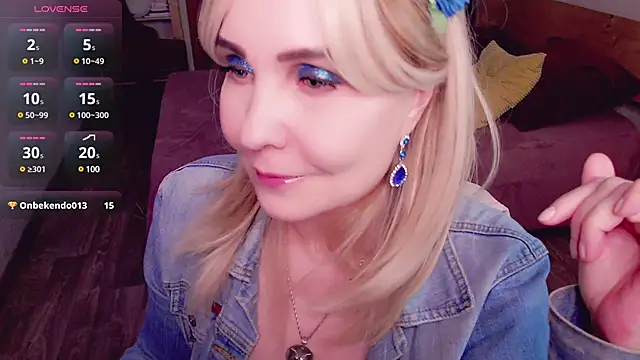 Snapshot of _unique_cam_ chatting on 15, 3, 2025 unique cam online show from 15, 3, 2025