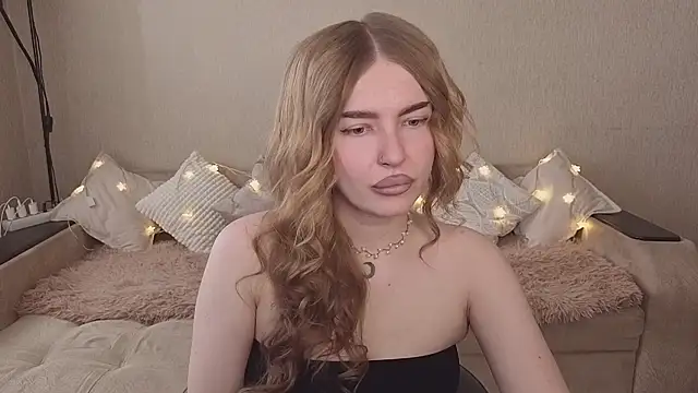 ViolettaLopez online show from 14, 3, 2026