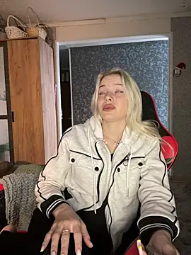 Snapshot of SIMBA_BOS chatting on 21, 4, 2026 SIMBA BOS online show from 21, 4, 2026