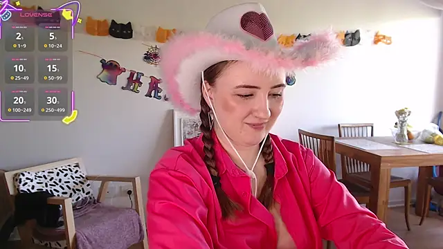 Black Eva  online show from 31, 10, 2025