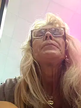 Snapshot of Nathotsexy1 chatting on 14, 1, 2025 Nathotsexy1 online show from 14, 1, 2025