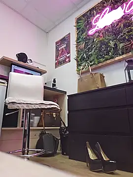 Snapshot of Nathotsexy1 chatting on 18, 2, 2025 Nathotsexy1 online show from 18, 2, 2025