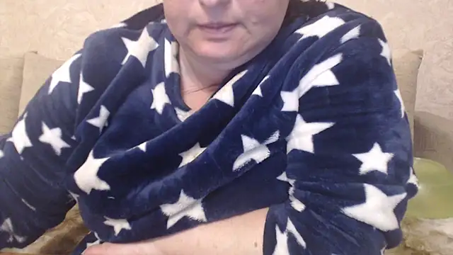 Amy August online show from 12, 4, 2026