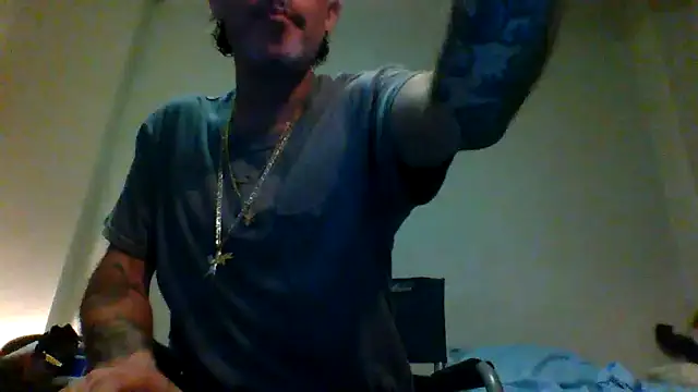Snapshot of thefire420 chatting on 24, 1, 2025 thefire420 online show from 24, 1, 2025