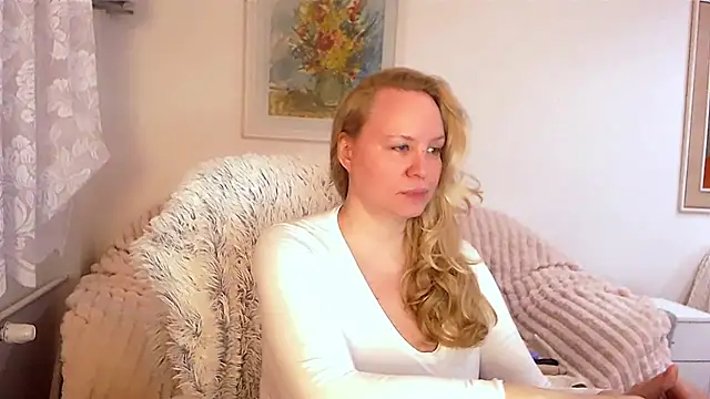 Sarah4you online show from 24, 2, 2025