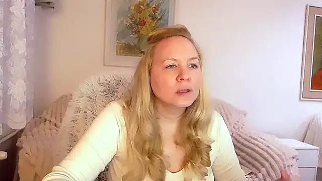 Sarah4you online show from 27, 2, 2025