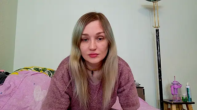 Snapshot of ModelEva chatting on 24, 3, 2026 ModelEva online show from 24, 3, 2026