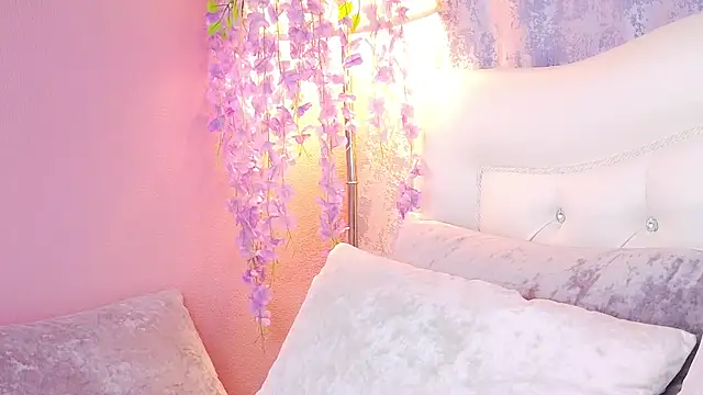 Snapshot of Asian_legs chatting on 12, 5, 2026 Asian legs online show from 12, 5, 2026