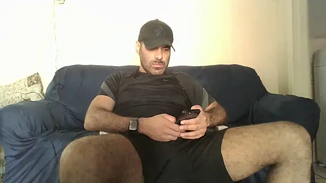 Snapshot of MILITARS chatting on 6, 4, 2026 MILITARS online show from 6, 4, 2026