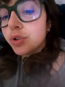 Snapshot of Blulilla69 chatting on 23, 3, 2025 Blulilla69 online show from 23, 3, 2025