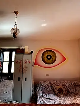 Snapshot of Blulilla69 chatting on 12, 9, 2025 Blulilla69 online show from 12, 9, 2025