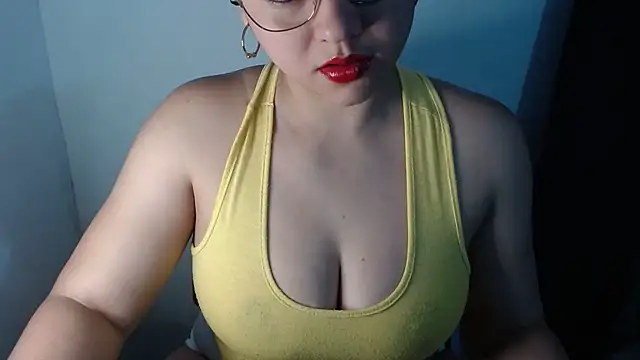 Snapshot of lizbodu chatting on 21, 5, 2026 lizbodu online show from 21, 5, 2026