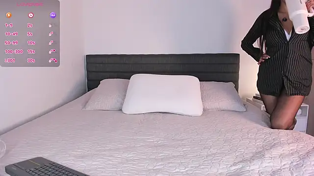 Snapshot of thinysweet chatting on 19, 2, 2026 thinysweet online show from 19, 2, 2026