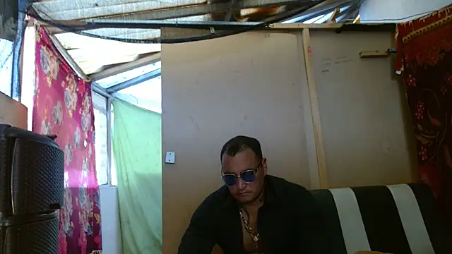 Snapshot of hardrock982 chatting on 21, 2, 2025 hardrock982 online show from 21, 2, 2025