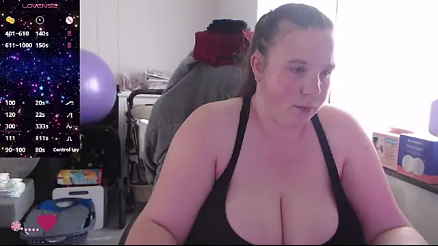 Snapshot of AureliaWinter chatting on 17, 6, 2026 AureliaWinter online show from 17, 6, 2026