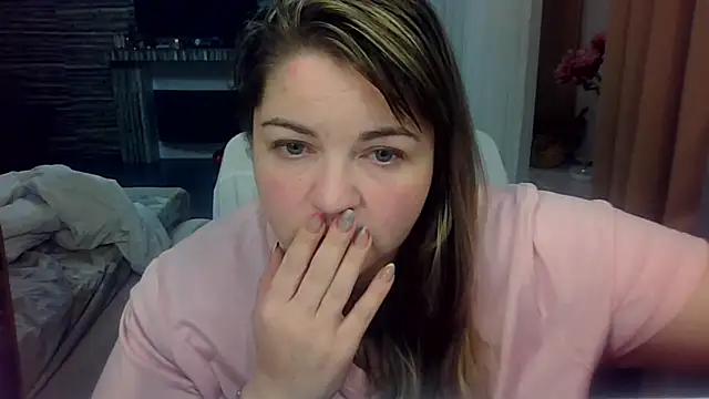 Snapshot of cute__cherry chatting on 12, 3, 2026 cute cherry online show from 12, 3, 2026