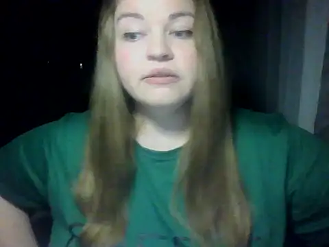Snapshot of cute__cherry chatting on 8, 4, 2026 cute cherry online show from 8, 4, 2026