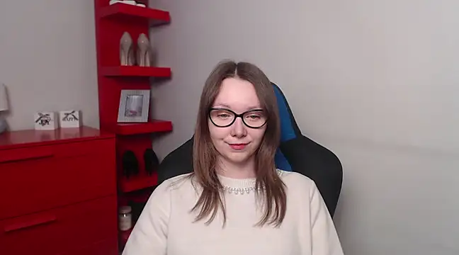 Cookie zoe online show from 13, 3, 2025