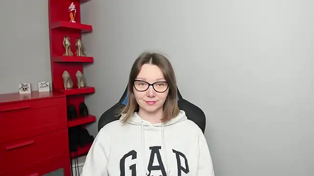 Cookie zoe online show from 26, 3, 2026