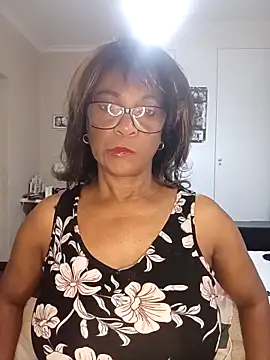 Hotgrannyx online show from 3, 10, 2025