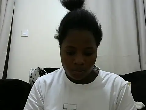 sexy nicolleta online show from 2, 6, 2026
