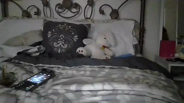 persephone332 online show from 12, 10, 2025