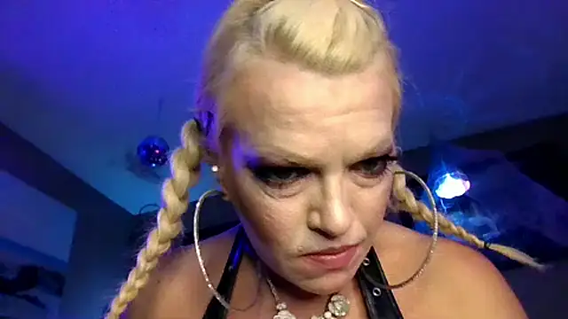 marilyn420 online show from 2, 12, 2025