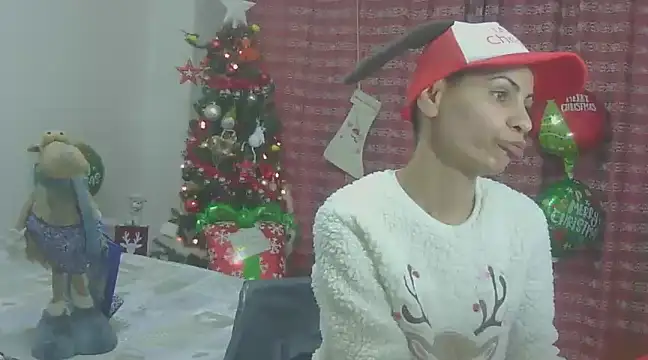 Snapshot of hotSANDRA_STARR chatting on 15, 12, 2024 hotSANDRA STARR online show from 15, 12, 2024