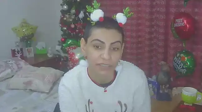 Snapshot of hotSANDRA_STARR chatting on 23, 12, 2024 hotSANDRA STARR online show from 23, 12, 2024