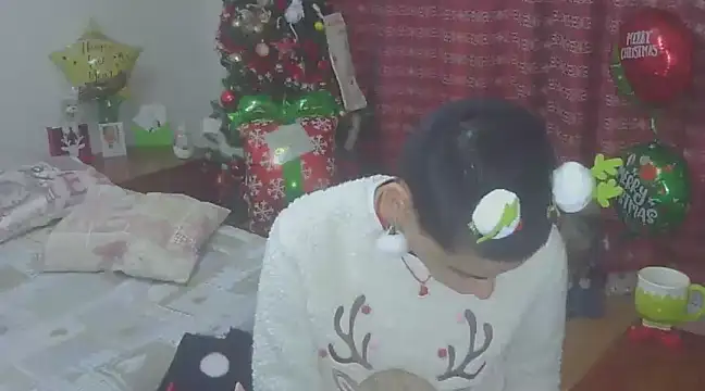 Snapshot of hotSANDRA_STARR chatting on 23, 12, 2024 hotSANDRA STARR online show from 23, 12, 2024