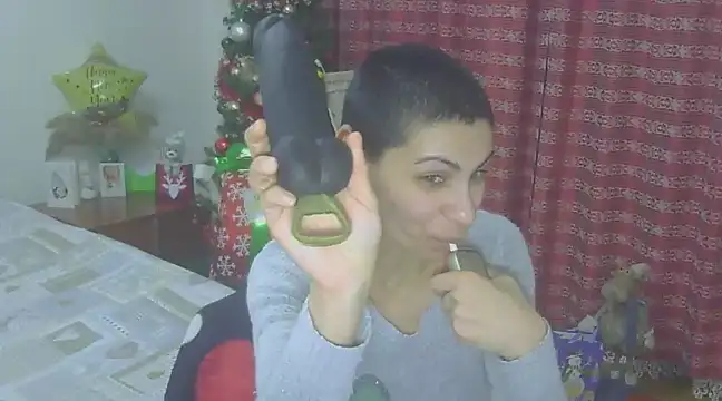 Snapshot of hotSANDRA_STARR chatting on 4, 1, 2025 hotSANDRA STARR online show from 4, 1, 2025